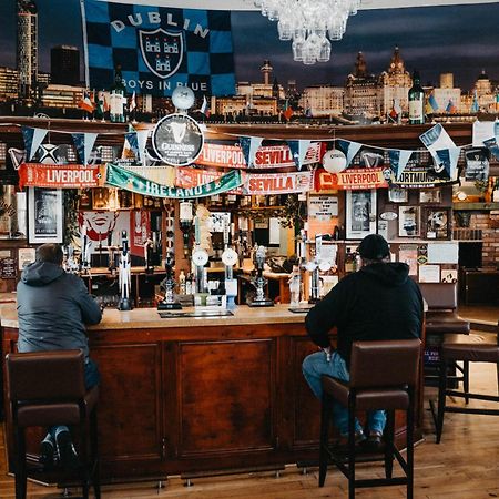 Flat Iron Anfield Hotel Liverpool Bagian luar foto