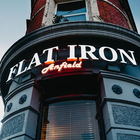 Flat Iron Anfield Hotel Liverpool Bagian luar foto