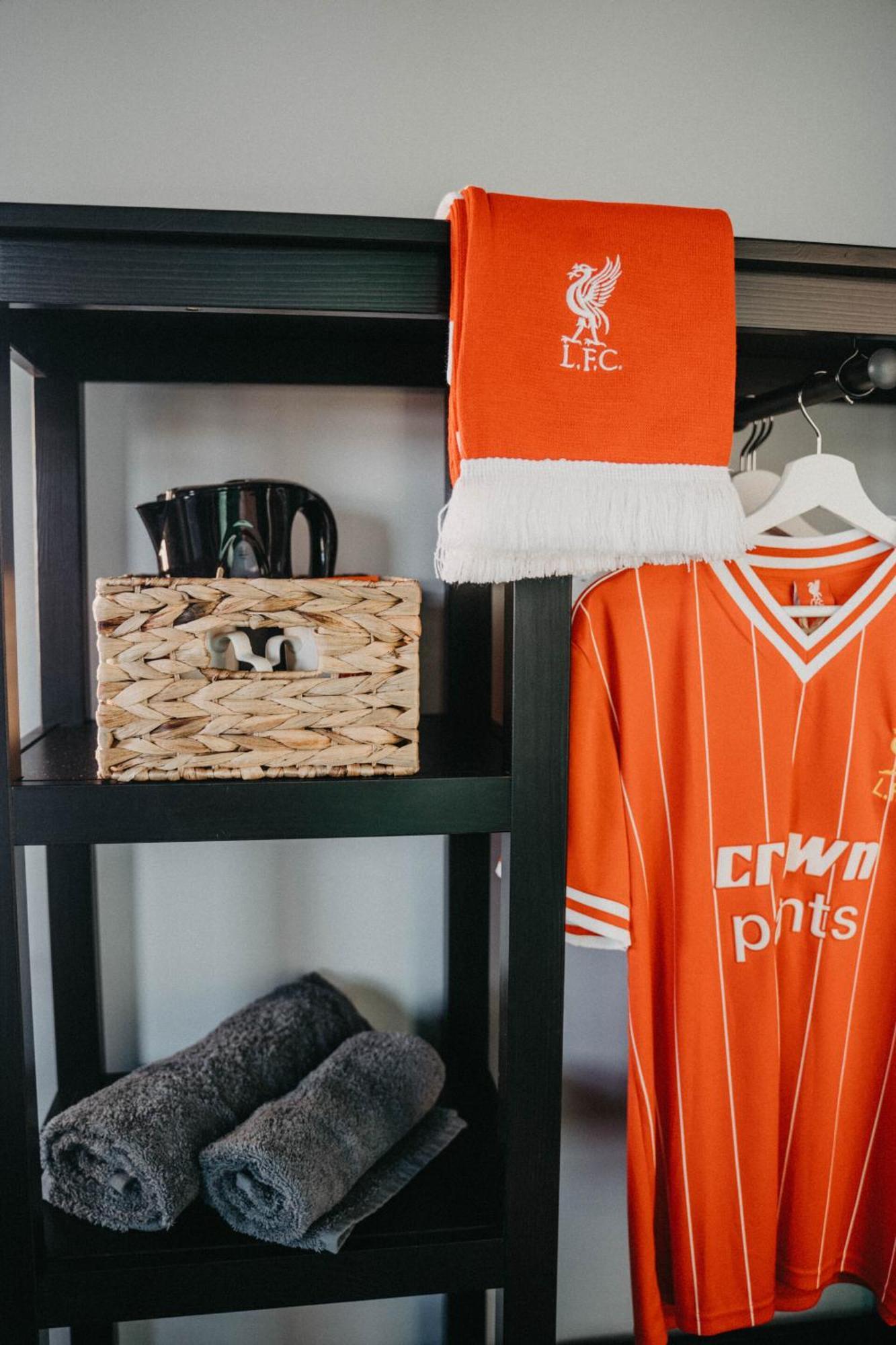 Flat Iron Anfield Hotel Liverpool Bagian luar foto